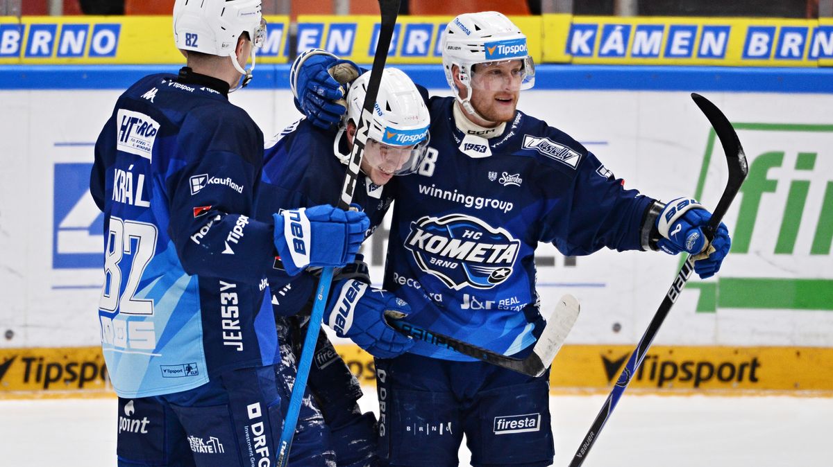 Kometa doma šlape. V pauze jsme trochu nabrali kondici, řekl jeden z hrdinů